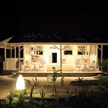 מלון גילי מנו Gazebo Meno מראה חיצוני תמונה